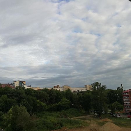 Apartment On Truda 4 วีเต็บส์ ภายนอก รูปภาพ